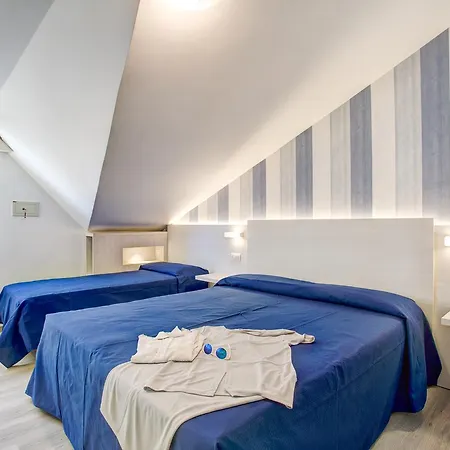 Lido Hotel 2*